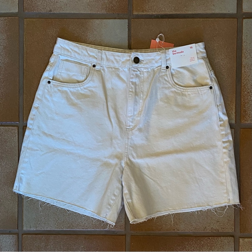 NWT supre bermuda denim shorts in white